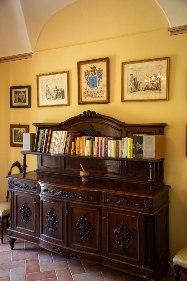 La Loggia Dei Frati Apartment Cannero Riviera Bagian luar foto