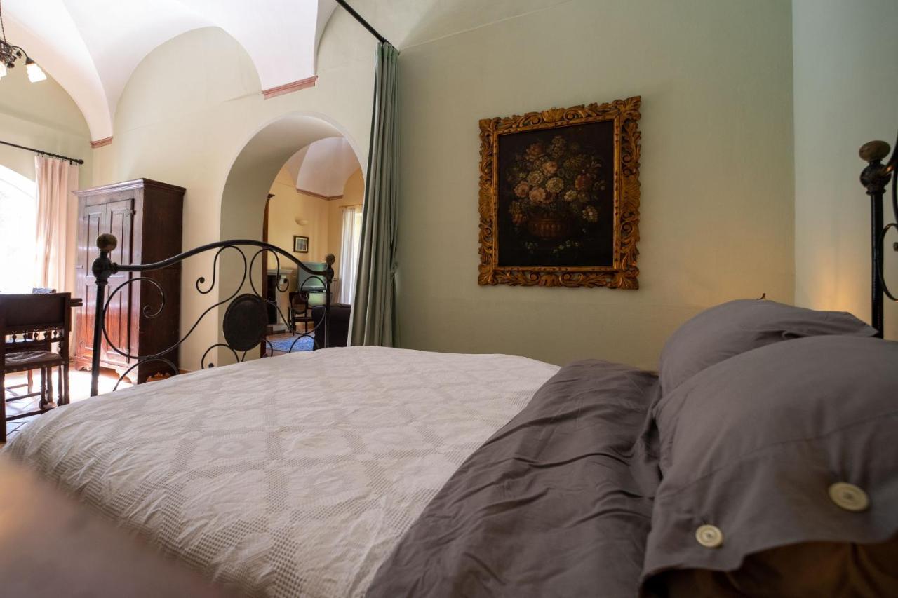 La Loggia Dei Frati Apartment Cannero Riviera Bagian luar foto