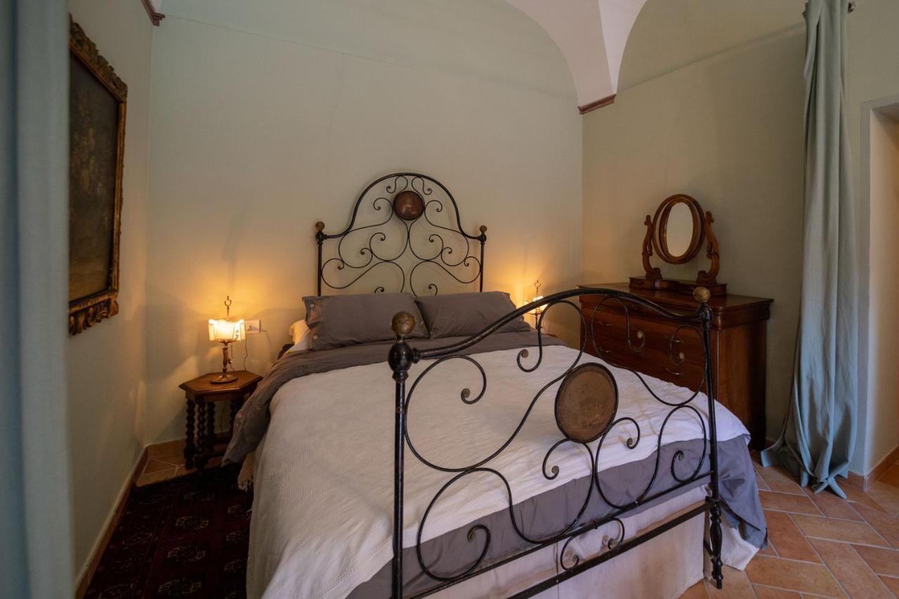 La Loggia Dei Frati Apartment Cannero Riviera Bagian luar foto