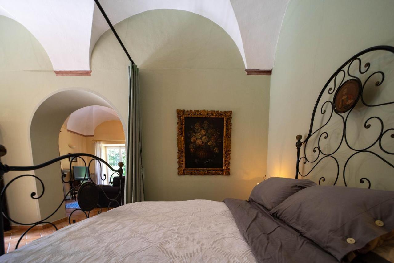 La Loggia Dei Frati Apartment Cannero Riviera Bagian luar foto