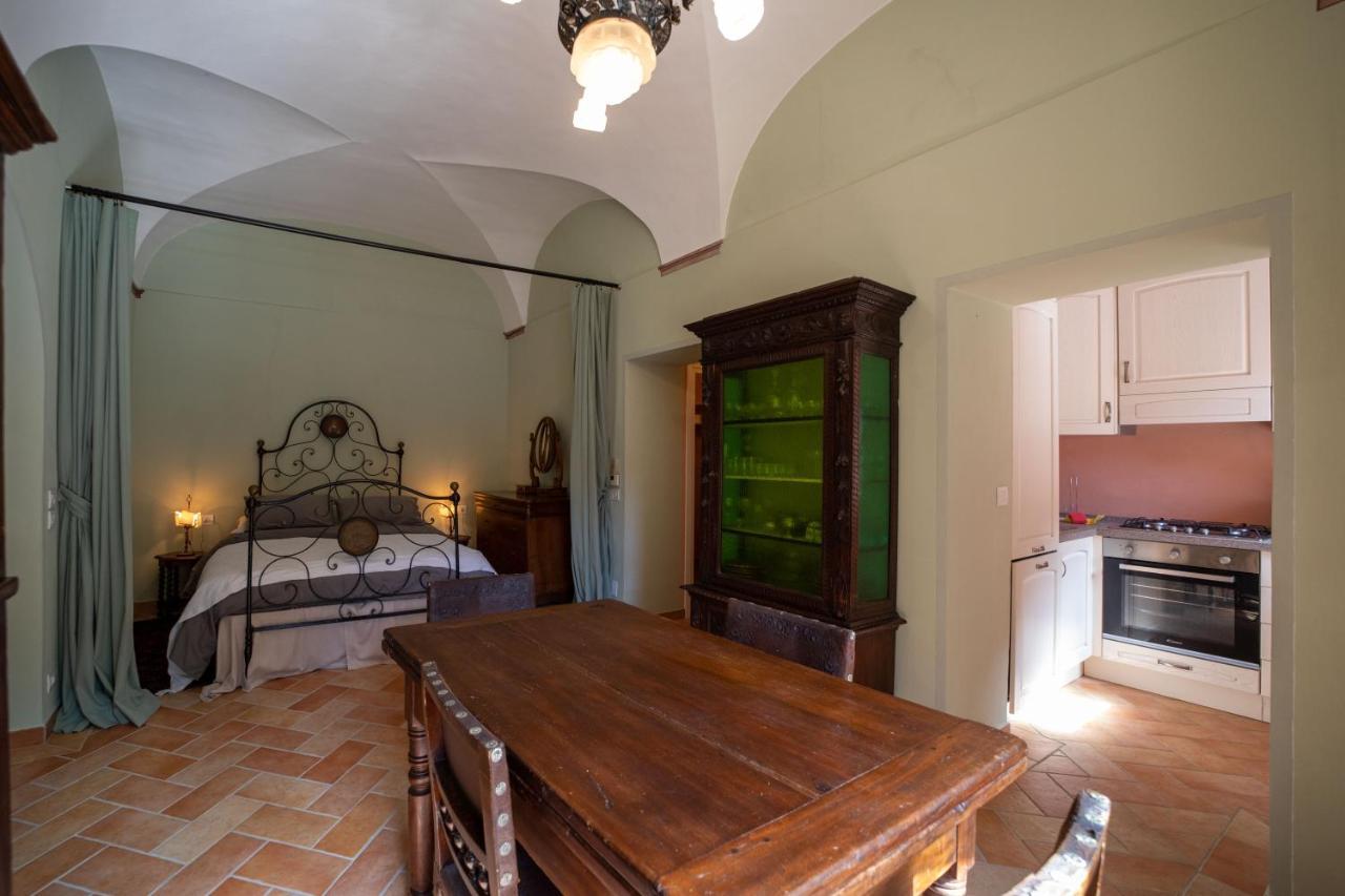 La Loggia Dei Frati Apartment Cannero Riviera Bagian luar foto